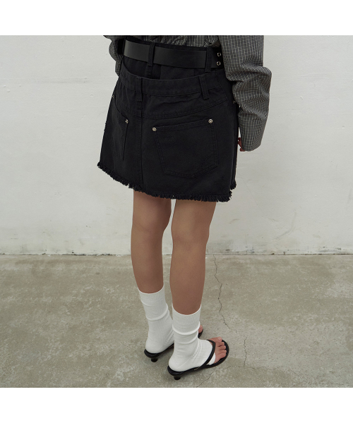 LCDC TM(エルシーディーシーティーエム)の「DOUBLE WAISTED DENIM MINI SKIRT (BLACK)(スカート・レディース・ブラック・SMALL/MEDIUM)」の6枚目の写真