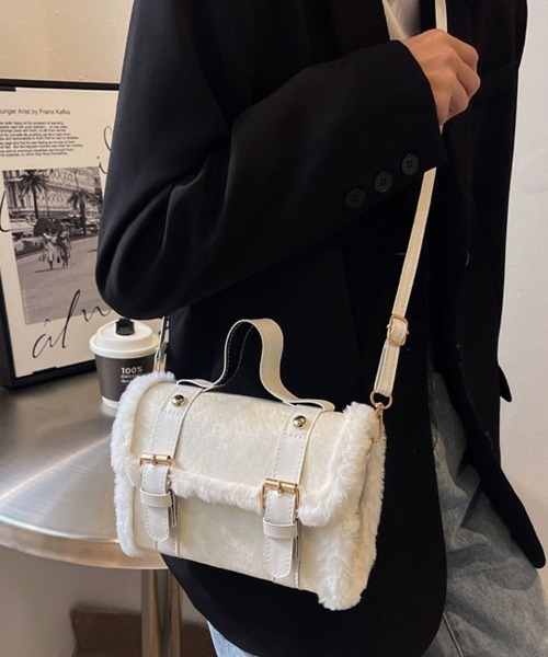 shoppinggo(ショッピングゴー)の「ファー付き2WAY ミニショルダーバッグ レディースバッグ ショルダーバッグ ハンドバッグ(ショルダーバッグ・レディース・ピンク/ホワイト/ブラウン/ブラック・FREE)」の2枚目の写真