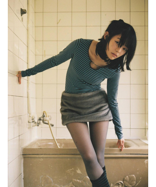 REHEAT(リヒート)の「HORSEBIT DETAIL STRIPE TOP_BLUE(Tシャツ/カットソー・レディース・その他・FREE)」の2枚目の写真