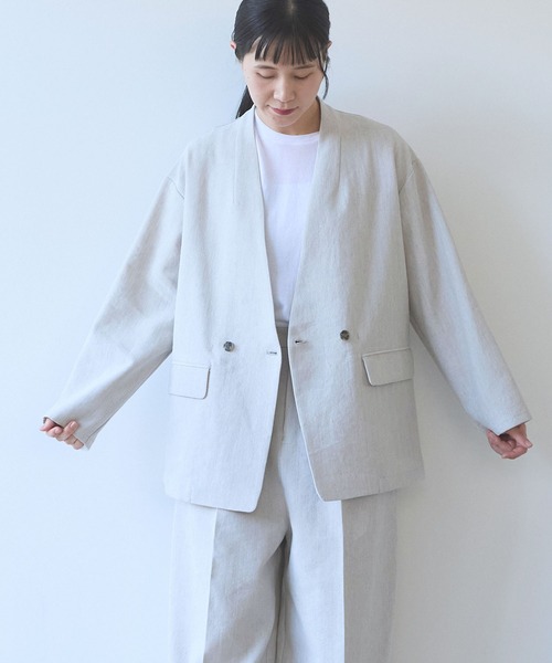 yuni(ユニ )の「△Linen/Polyester double cocoon no collarジャケット(ノーカラージャケット・レディース・ブラック/ブラウン/アイボリー・FREE)」の1枚目の写真