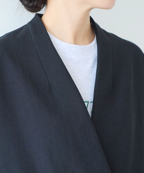yuni（ユニ　）の「Linen/Polyester double cocoon no collarジャケット（ノーカラージャケット・レディース・ブラック・FREE）」の12枚目の写真