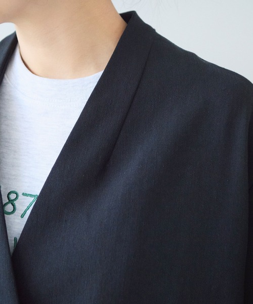 yuni（ユニ　）の「Linen/Polyester double cocoon no collarジャケット（ノーカラージャケット・レディース・ブラック・FREE）」の13枚目の写真