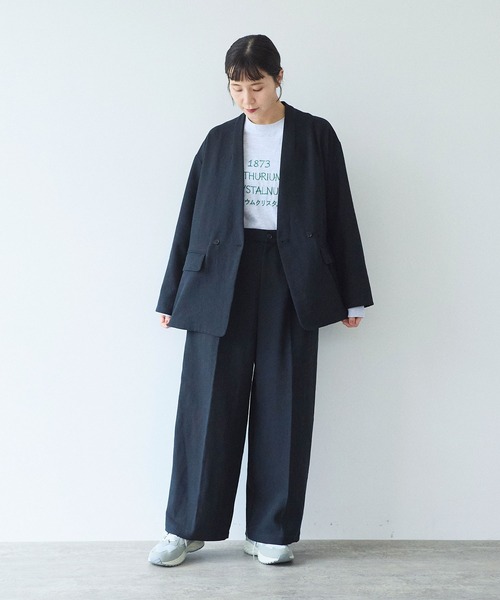 yuni（ユニ　）の「Linen/Polyester double cocoon no collarジャケット（ノーカラージャケット・レディース・ブラック・FREE）」の2枚目の写真