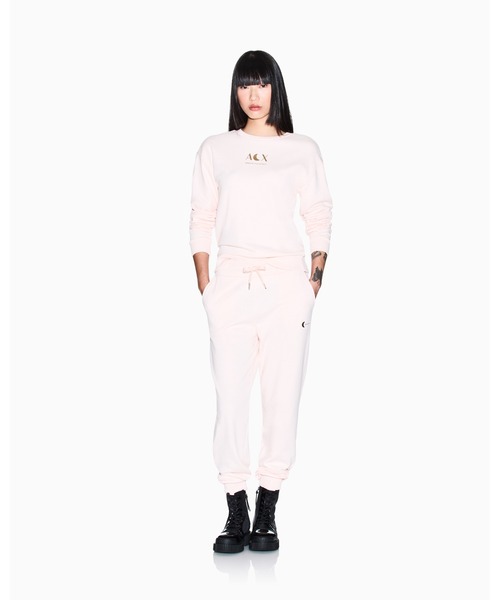 ARMANI EXCHANGE(アルマーニエクスチェンジ)の「【A|X アルマーニ エクスチェンジ】<ZOZO限定カラー>AXロゴ クルーネックスウェットプルオーバー(スウェット・レディース・ベビーピンク・X-SMALL/SMALL/MEDIUM/LARGE)」の4枚目の写真