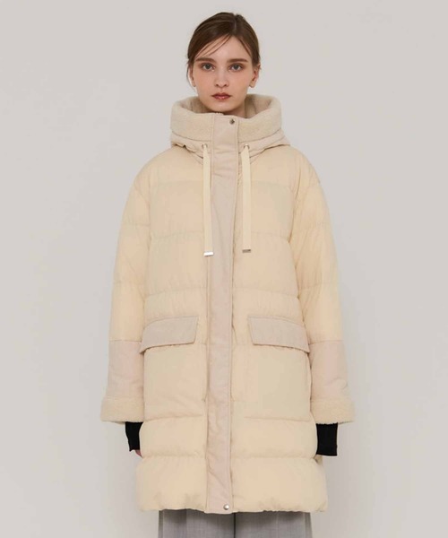 YOSOOU（ヨソオウ）の「【YOSOOU/ヨソオウ】Boa Docking Stand Hood Coat/ボアドッキングスタンドフードコート（ダウンジャケット/コート・レディース・ブラック/キナリ・2）」の2枚目の写真