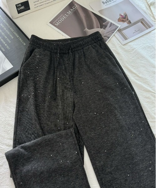 WEGO（ウィゴー）の「WEGO/ラメ入りゆったりワイドシルエットスウェットパンツ（その他パンツ・レディース・グレー/ブラック・LARGE/MEDIUM）」の15枚目の写真