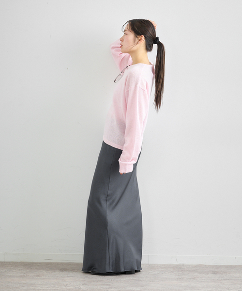 U by SPICK&SPAN（ユーバイスピックアンドスパン）の「サテンロングスカート（スカート・レディース・チャコールグレー/White・FREE）」の13枚目の写真