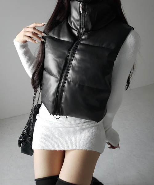 me+em select(ミームセレクト)の「【 2color 】フェイクレザースタンドカラーパフダウンベスト / fake leather stand collar puff down vest(ダウンベスト・レディース・アイボリー/ブラック・FREE)」の8枚目の写真