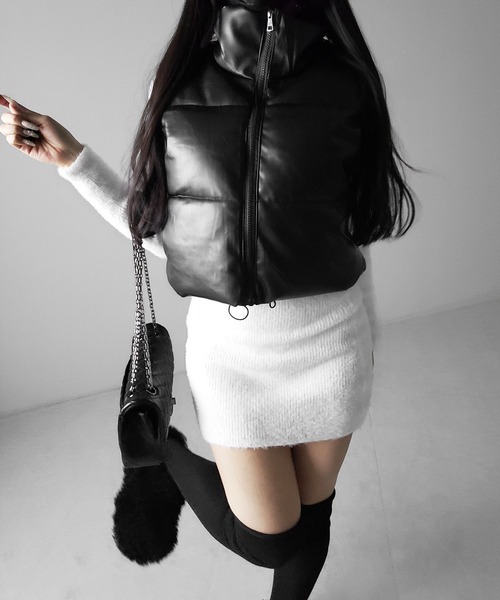 me+em select(ミームセレクト)の「【 2color 】フェイクレザースタンドカラーパフダウンベスト / fake leather stand collar puff down vest(ダウンベスト・レディース・アイボリー/ブラック・FREE)」の21枚目の写真
