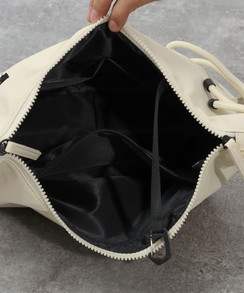 BAYFLOW(ベイフロー)の「ロープキリカエムーンショルダーバッグ(ショルダーバッグ・メンズ・レッド/ブラック/オフホワイト・FREE)」の15枚目の写真