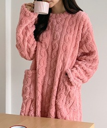 COCOMOMO（ココモモ）の「着た瞬間から、オフモード。 ふわもこ ルームワンピース もこもこ ルームウェア ワンピース パジャマ ケーブルニット 長袖 ロング 秋 冬（ルームワンピース）」