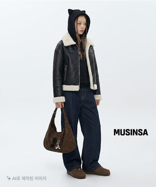 LETERIE（レテリー）の「BUCKLE REVERSIBLE SHOULDER BAG_BROWN（メッセンジャーバッグ・レディース・ブラウン・FREE）」の9枚目の写真