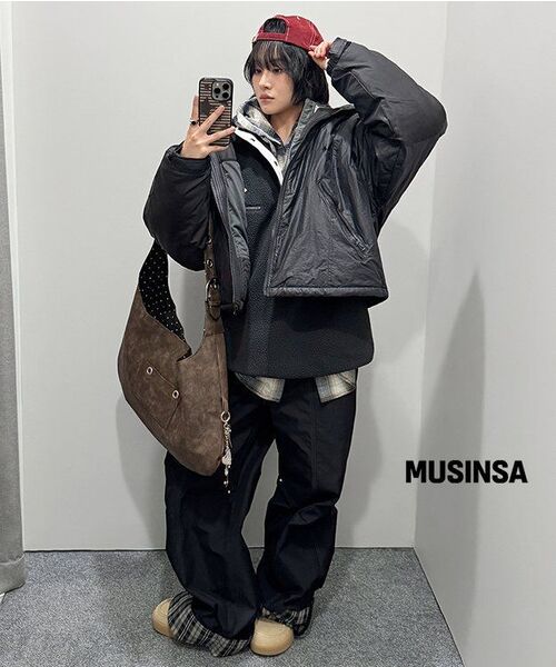 LETERIE（レテリー）の「BUCKLE REVERSIBLE SHOULDER BAG_BROWN（メッセンジャーバッグ・レディース・ブラウン・FREE）」の10枚目の写真