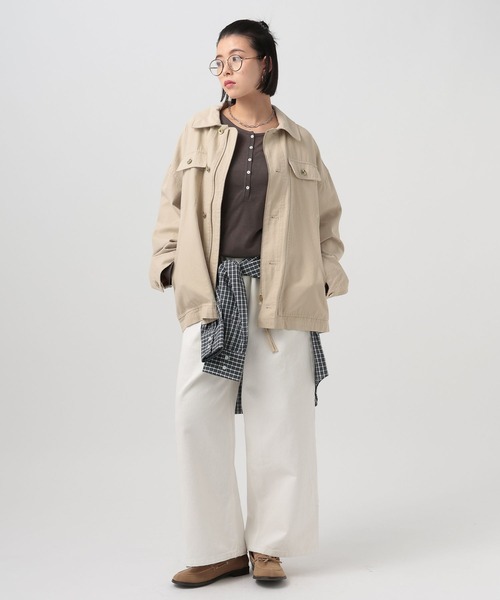 BAYFLOW（ベイフロー）の「[WEB限定/本格見えなのに楽ちん]デニムイージーパンツ（デニムパンツ・レディース・オフホワイト/サックスブルー/インディゴブルー・SMALL/MEDIUM/LARGE）」の4枚目の写真