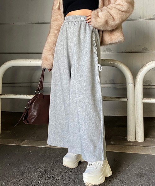 non-hedge(ノンヘッジ)の「サイドレースアップワイドパンツ(スウェットパンツ・レディース・オートミール/グレー/ブラック・FREE)」の19枚目の写真