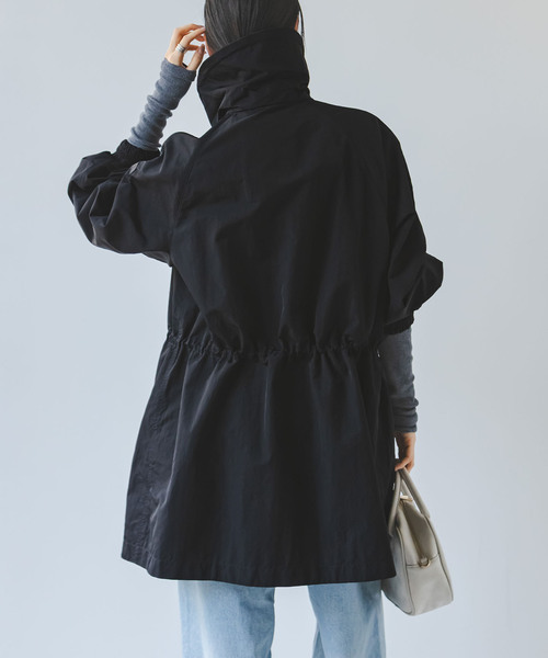 TATRAS（タトラス）の「《WEB・東武池袋店 限定展開》TATRAS/タトラス OLVONA(オルブォナ)（ナイロンジャケット・レディース・ブラック/ネイビー・SMALL）」の7枚目の写真