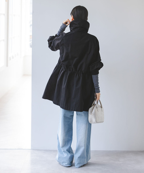 TATRAS（タトラス）の「《WEB・東武池袋店 限定展開》TATRAS/タトラス OLVONA(オルブォナ)（ナイロンジャケット・レディース・ブラック/ネイビー・SMALL）」の10枚目の写真