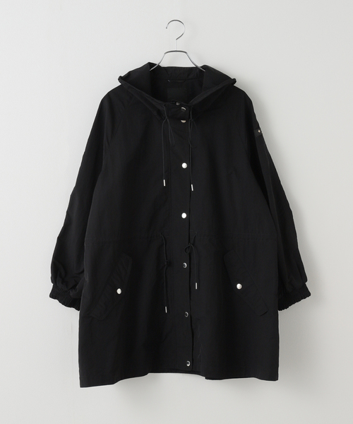 TATRAS（タトラス）の「《WEB・東武池袋店 限定展開》TATRAS/タトラス OLVONA(オルブォナ)（ナイロンジャケット・レディース・ブラック/ネイビー・SMALL）」の11枚目の写真