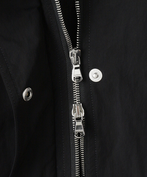 TATRAS（タトラス）の「《WEB・東武池袋店 限定展開》TATRAS/タトラス OLVONA(オルブォナ)（ナイロンジャケット・レディース・ブラック/ネイビー・SMALL）」の16枚目の写真