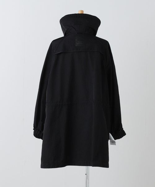 TATRAS（タトラス）の「《WEB・東武池袋店 限定展開》TATRAS/タトラス OLVONA(オルブォナ)（ナイロンジャケット・レディース・ブラック/ネイビー・SMALL）」の20枚目の写真