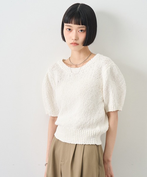 NOGLE(ノグル)の「【NOGLE/ノグル】スラブヤーンパフスリーブニットトップス(ニット/セーター・レディース・レッド/ホワイト/チャコールグレー・FREE)」の10枚目の写真