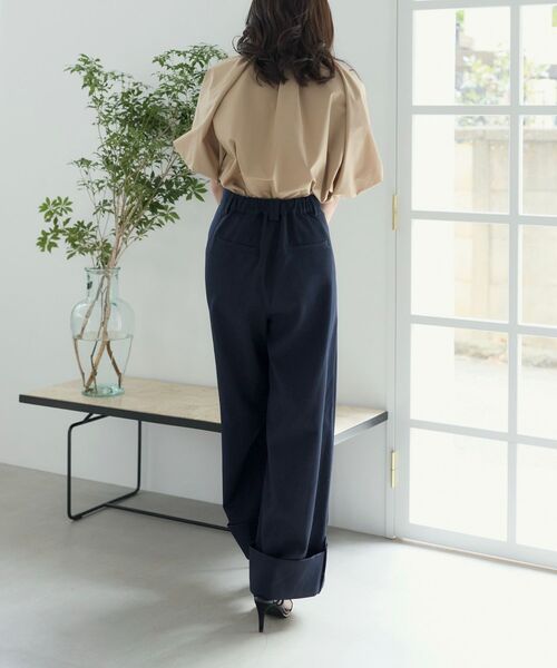 cle blatt(クレブラット)の「ロールアップワイドパンツ(その他パンツ・レディース・オフホワイト/ネイビー・MEDIUM/SMALL)」の11枚目の写真