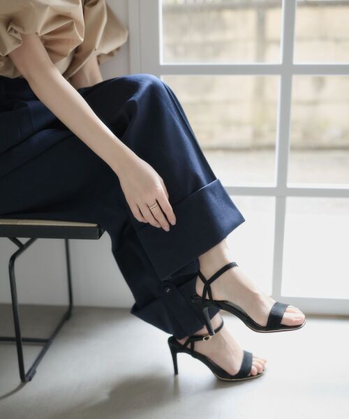 cle blatt(クレブラット)の「ロールアップワイドパンツ(その他パンツ・レディース・オフホワイト/ネイビー・MEDIUM/SMALL)」の14枚目の写真