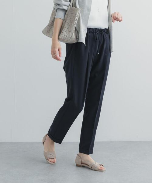 URBAN RESEARCH DOORS(アーバンリサーチドアーズ)の「ストレッチテーパードイージーパンツ(その他パンツ・レディース・ライトベージュ/ネイビー・SMALL/X-SMALL/MEDIUM)」の15枚目の写真
