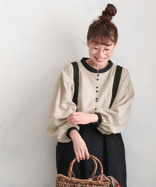 soulberry(ソウルベリー)の「ふた色ブラウス(シャツ/ブラウス・レディース・グレイッシュベージュ・M/L/LL/3L/4L/5L)」の1枚目の写真