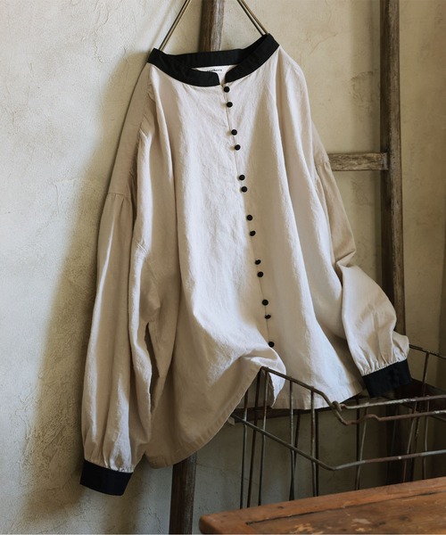 soulberry(ソウルベリー)の「ふた色ブラウス(シャツ/ブラウス・レディース・グレイッシュベージュ・M/L/LL/3L/4L/5L)」の14枚目の写真