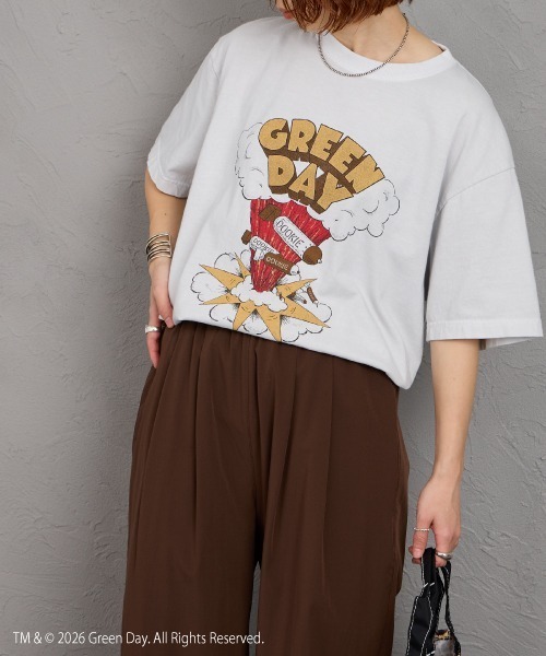 GOOD ROCK SPEED（グッドロックスピード）の「[GOOD ROCK SPEED/グッドロックスピード] 別注 GREEN DAY ロックプリントTシャツ (DOOKIE)（Tシャツ/カットソー・レディース・ライトグレー・XL/L/M）」の4枚目の写真