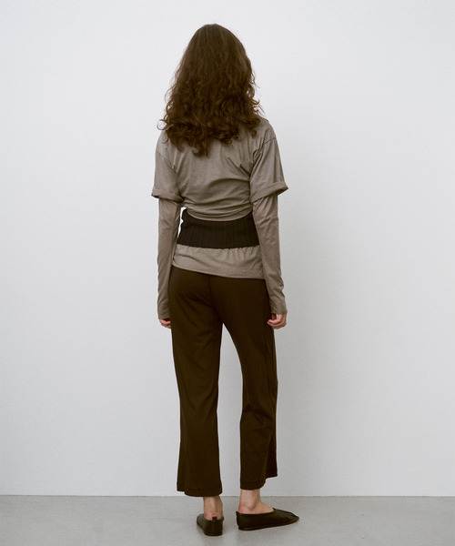 UNFIL（アンフィル）の「UNFIL アンフィル / twisted cotton sheer jersey cropped Tee ツイストコットンシアージャージークロップドTシャツ / WXSP-UW122（Tシャツ/カットソー・レディース・アッシュグレー/ダークブラウン・1）」の10枚目の写真