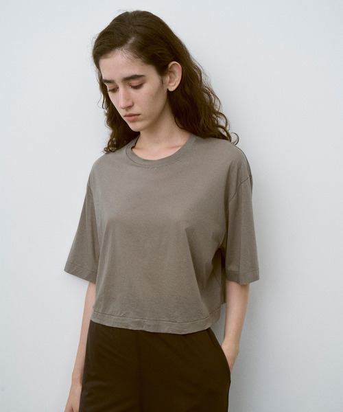UNFIL（アンフィル）の「UNFIL アンフィル / twisted cotton sheer jersey cropped Tee ツイストコットンシアージャージークロップドTシャツ / WXSP-UW122（Tシャツ/カットソー・レディース・アッシュグレー/ダークブラウン・1）」の11枚目の写真