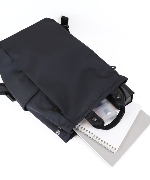 Un coeur(アンクール)の「【Un coeur/アンクール】2WAY SQUARE RUCKSACK M / ツーウェイ スクエア リュック M RUI / K905068(バックパック/リュック・メンズ・ブラウン/グレイッシュベージュ/ブラック/グレー・FREE)」の9枚目の写真