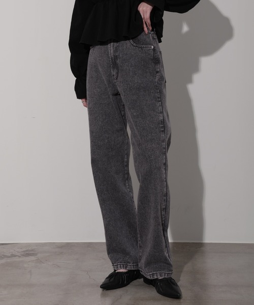 nouvellemoi(ヌーベルモイ)の「デニムストレートパンツ(デニムパンツ・レディース・ブラック/サックスブルー/ブルー/インディゴブルー・M)」の1枚目の写真