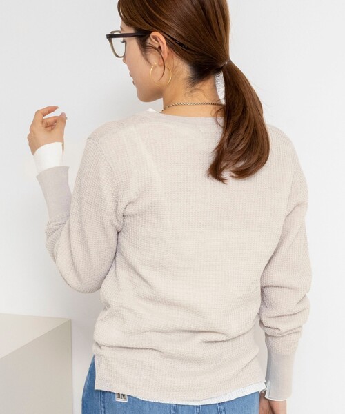 NOLLEY’S(ノーリーズ)の「《手洗い可能》ギマポリコットンワッフルヘンリーネックプルオーバー(ニット/セーター・レディース・グレイッシュベージュ/ブラック/ホワイト・FREE)」の16枚目の写真