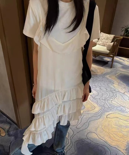 FREE STYLISTS(フリー スタイリスト)の「YUGA_YGMC Korean-style tiered ruffle camisole(ドレス・レディース・ホワイト/ブラック/グレー・FREE)」の1枚目の写真