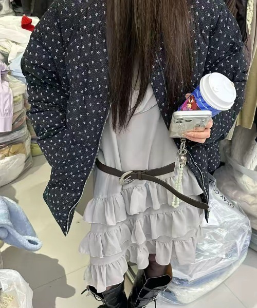 FREE STYLISTS(フリー スタイリスト)の「YUGA_YGMC Korean-style tiered ruffle camisole(ドレス・レディース・ホワイト/ブラック/グレー・FREE)」の10枚目の写真