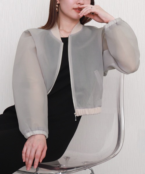 libelle more（リベル モア）の「シアーダンボールショートブルゾン（ブルゾン・レディース・グレー/ベージュ/カーキ/ブラック・M/L）」の3枚目の写真