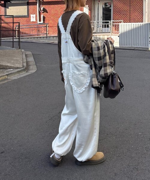 CIAOPANIC TYPY（チャオパニックティピー）の「【HELLO.SANFRANCISCO/ハローサンフランシスコ】レースサテンオーバーオール（サロペット/オーバーオール・レディース・ホワイト/ブラック・ONE SIZE）」の6枚目の写真