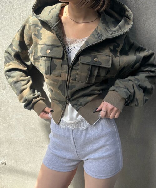 WHO'S WHO gallery（フーズフーギャラリー）の「フラップショートジップフーディ（パーカー・レディース・チャコールグレー/アイボリー/カーキ・FREE）」の20枚目の写真