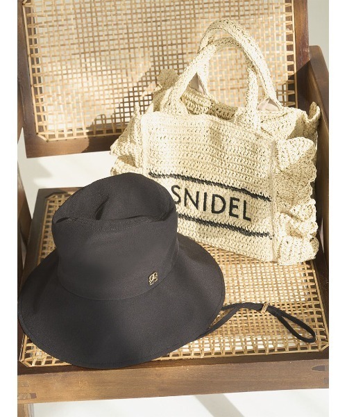 SNIDEL（スナイデル）の「UVカットバケットハット（ハット・レディース・マルチ/ブラック/アイボリー・F）」の18枚目の写真