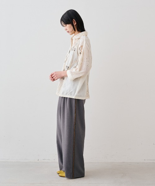 MEDE19F(メデジュウキュウ)の「MEDE19F 〈MADE IN INDIA COLLECTION〉刺繍遣いのパッチワークレースシャツ〈アイボリー〉(シャツ/ブラウス・レディース・アイボリー・1/2)」の10枚目の写真