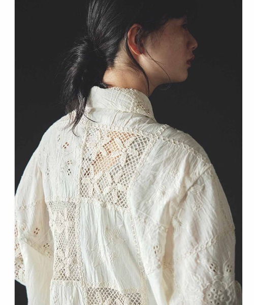 MEDE19F(メデジュウキュウ)の「MEDE19F 〈MADE IN INDIA COLLECTION〉刺繍遣いのパッチワークレースシャツ〈アイボリー〉(シャツ/ブラウス・レディース・アイボリー・1/2)」の14枚目の写真