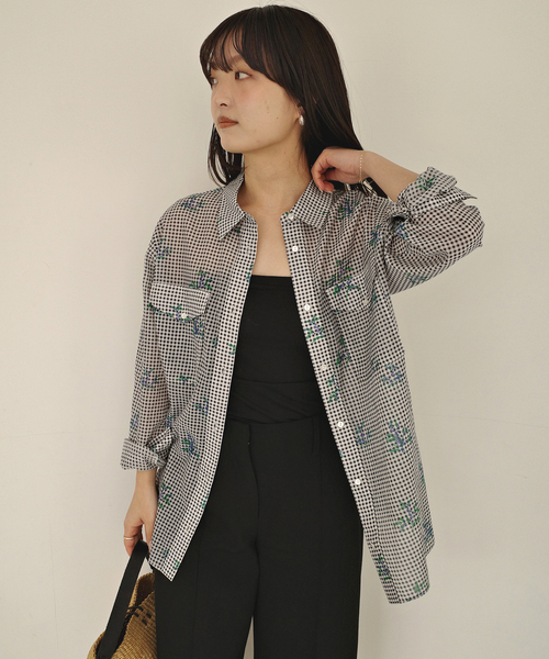 SLOBE IENA(スローブイエナ)の「Margaux Dereume × SLOBE cotton silk mix シャツ(シャツ/ブラウス・レディース・ブルー/ブラック系その他・FREE)」の10枚目の写真