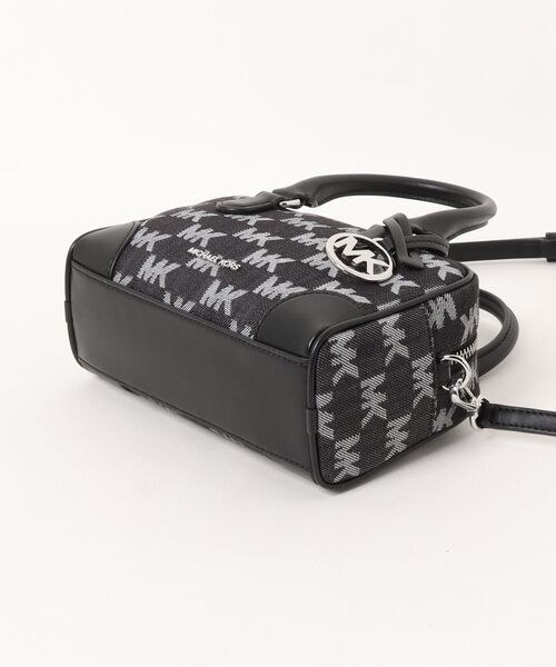 MICHAEL KORS(マイケルコース)の「THOMPSON XS SATCHEL XBODY Crossbody(ショルダーバッグ・レディース・ブラック・FREE)」の3枚目の写真