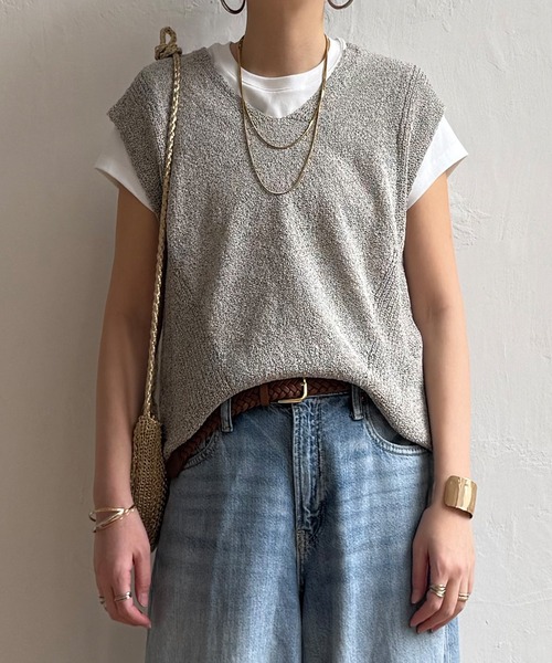 LBC（エルビーシー）の「ミニブークレ2WAYジレ（ニット/セーター・レディース・ブルー/その他1/チャコール/ベージュ・M）」の13枚目の写真