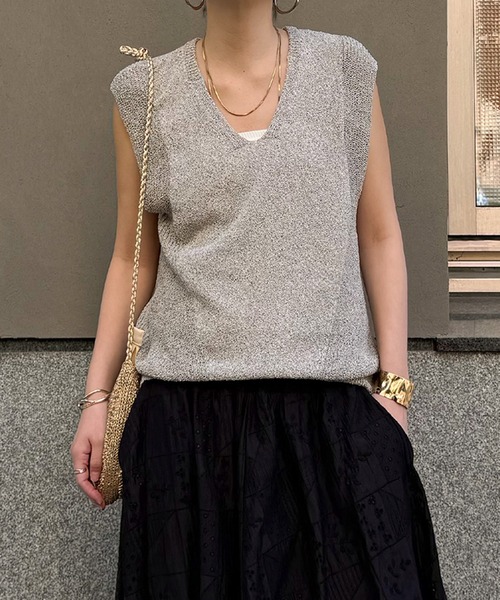 LBC（エルビーシー）の「ミニブークレ2WAYジレ（ニット/セーター・レディース・ブルー/その他1/チャコール/ベージュ・M）」の18枚目の写真