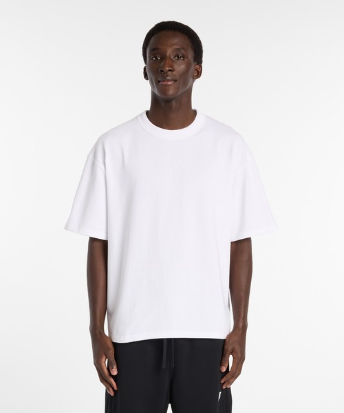 NEW BALANCE（ニューバランス）の「NB GREY プレミアムTシャツ（Tシャツ/カットソー・メンズ・ホワイト/ブラック/ダークブラック・X-LARGE/LARGE/MEDIUM/SMALL/XX-LARGE）」の2枚目の写真