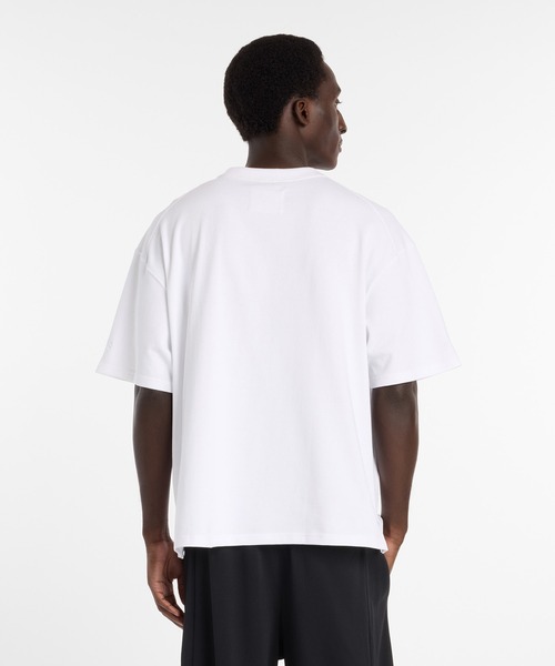NEW BALANCE（ニューバランス）の「NB GREY プレミアムTシャツ（Tシャツ/カットソー・メンズ・ホワイト/ブラック/ダークブラック・X-LARGE/LARGE/MEDIUM/SMALL/XX-LARGE）」の18枚目の写真